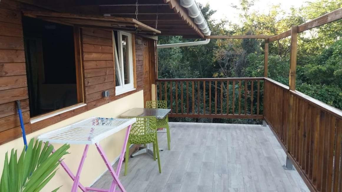 Gite Bananier Bouillante Exterior foto